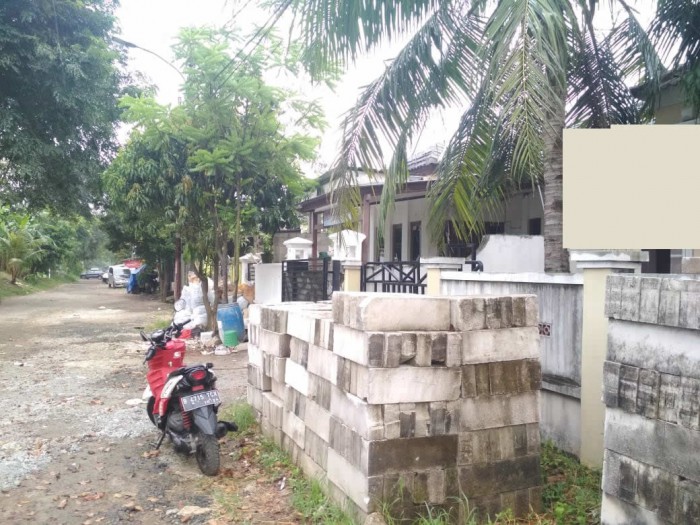 Rumah dijual di Cilemah Abang Jababeka